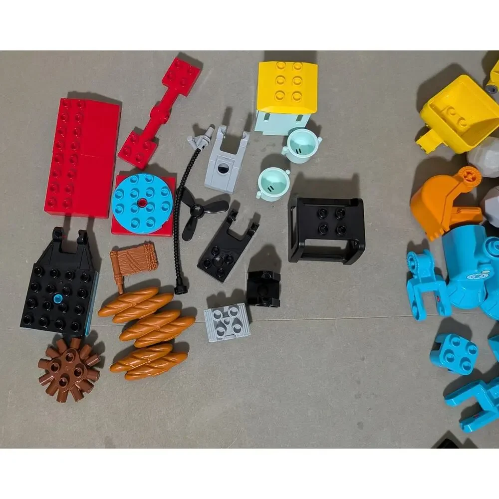LEGO Duplo Mega Lot 93 pieces Disney Cars, Train Action Bricks, Construction EUC